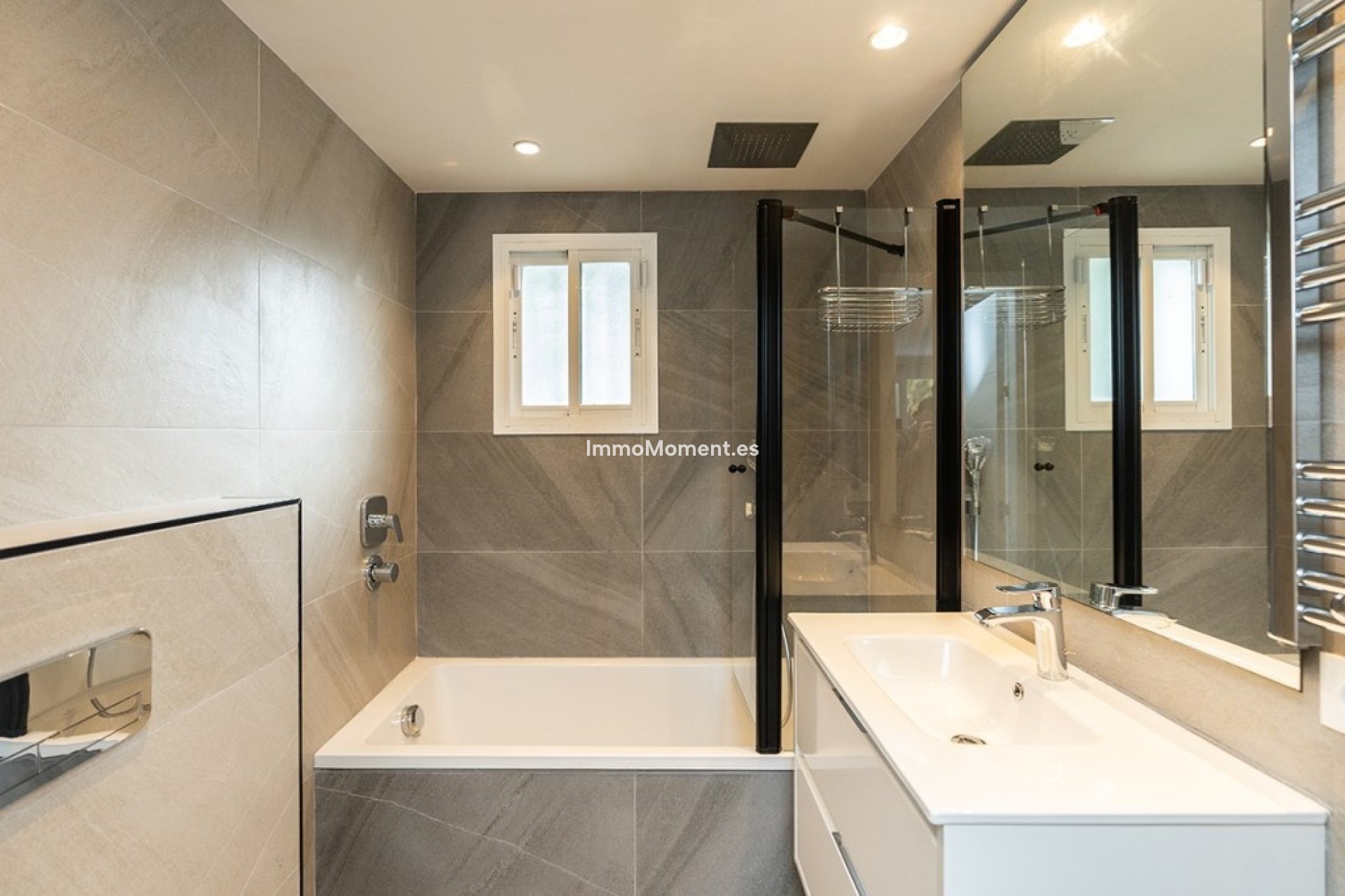 Revente - Villa - Marbella - Marbesa