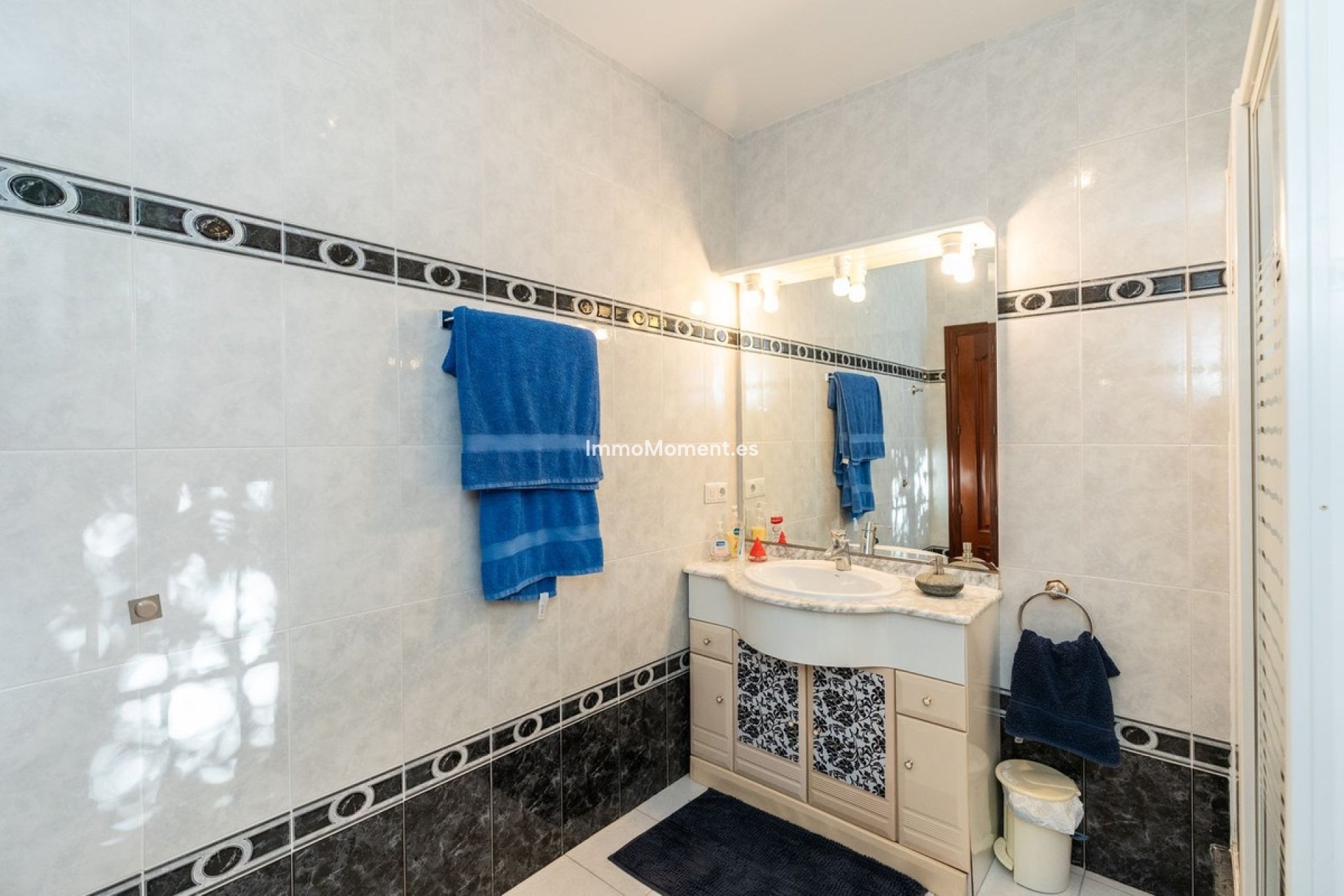 Revente - Villa - Marbella - Marbesa