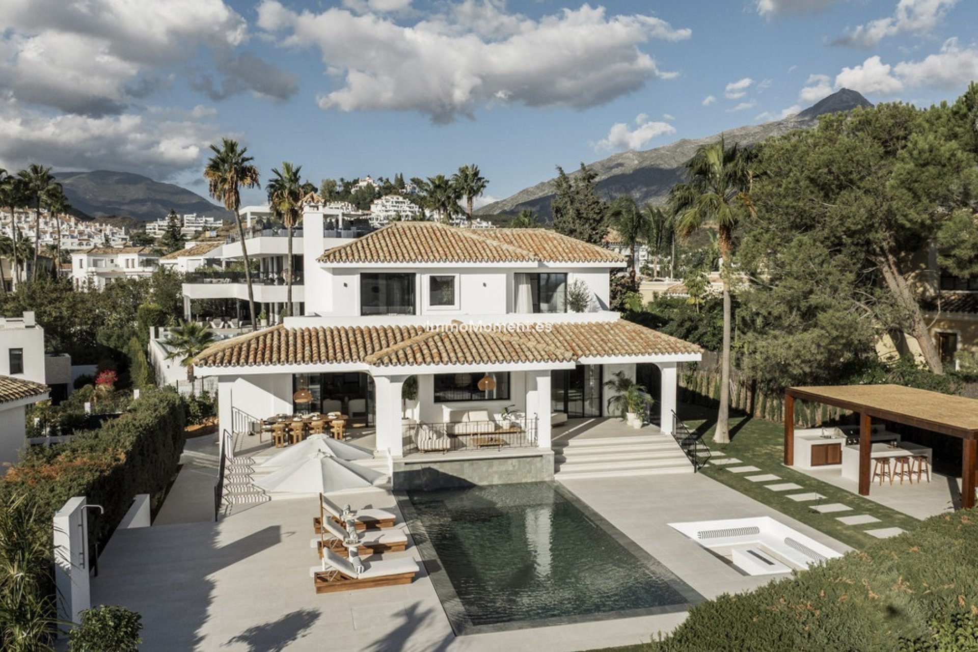 Revente - Villa - Marbella - Nueva Andalucía