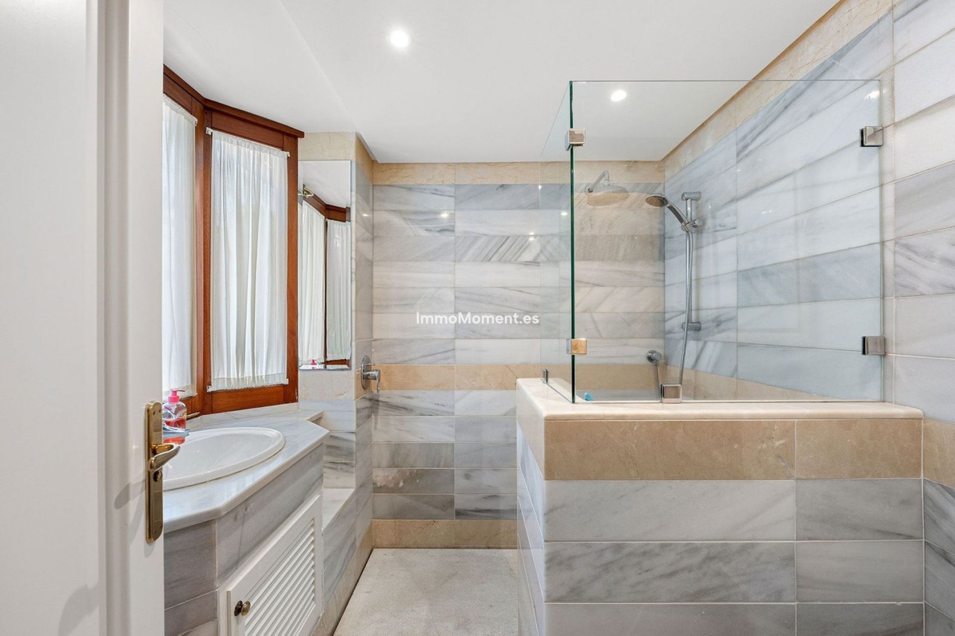 Revente - Villa - Marbella - Nueva Andalucía