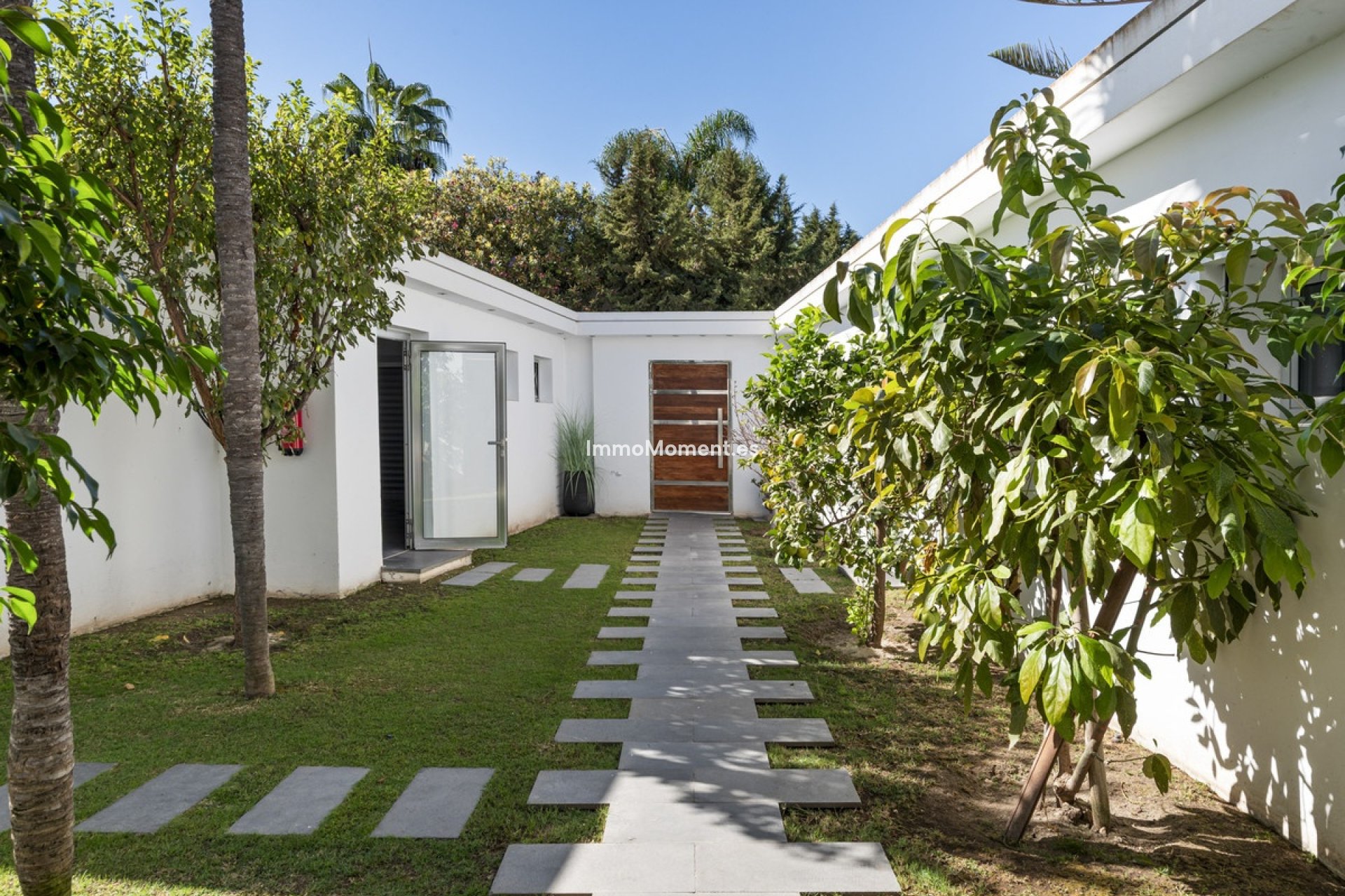 Revente - Villa - Marbella - Nueva Andalucía