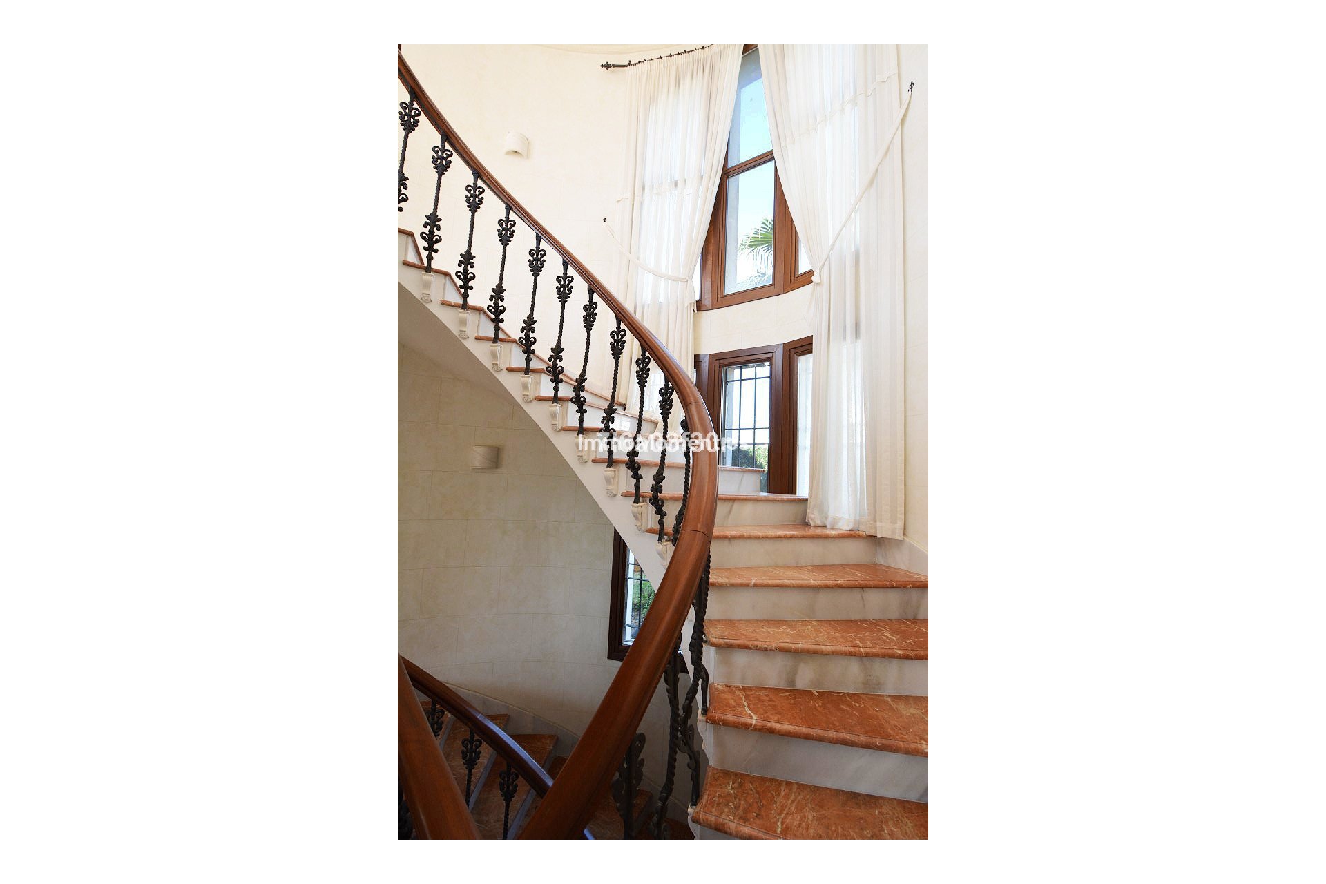 Revente - Villa - Marbella - Nueva Andalucía