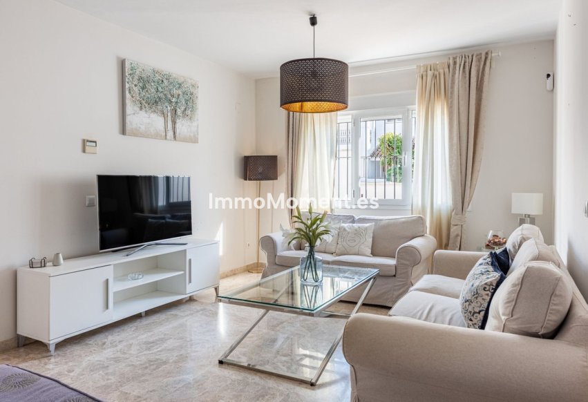 Revente - Villa - Marbella - Nueva Andalucía
