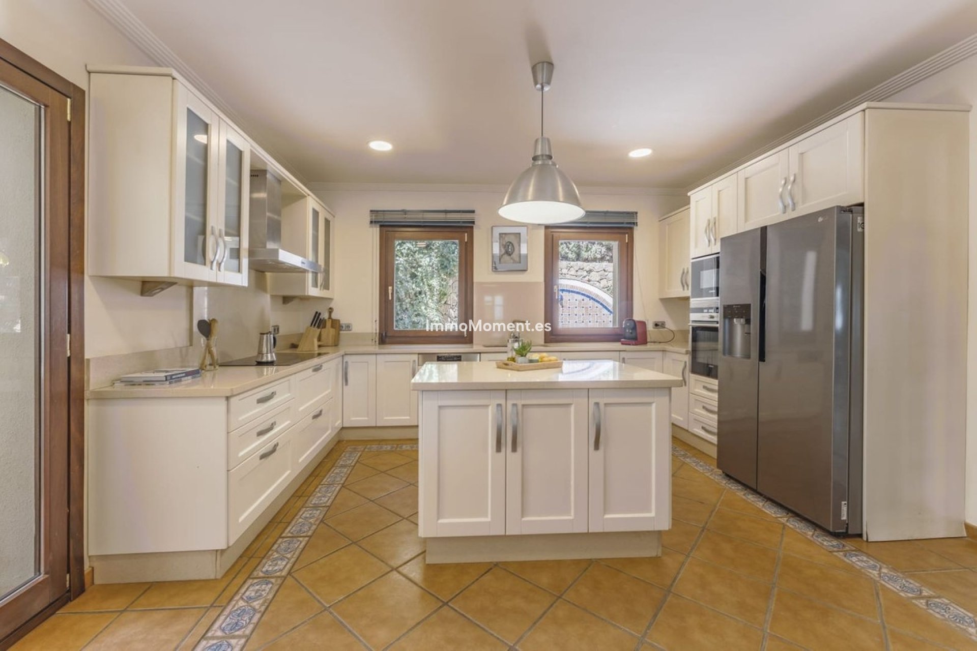 Revente - Villa - Marbella - Nueva Andalucía