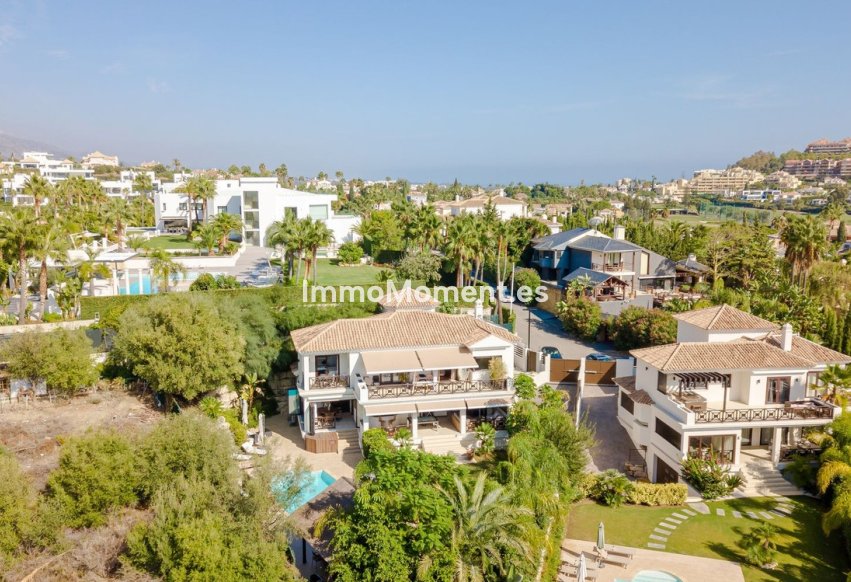 Revente - Villa - Marbella - Nueva Andalucía
