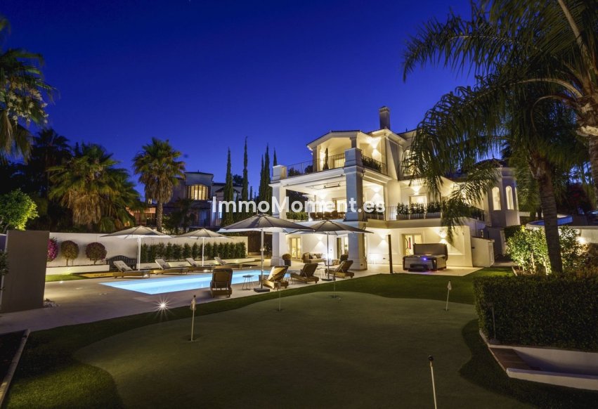 Revente - Villa - Marbella - Nueva Andalucía