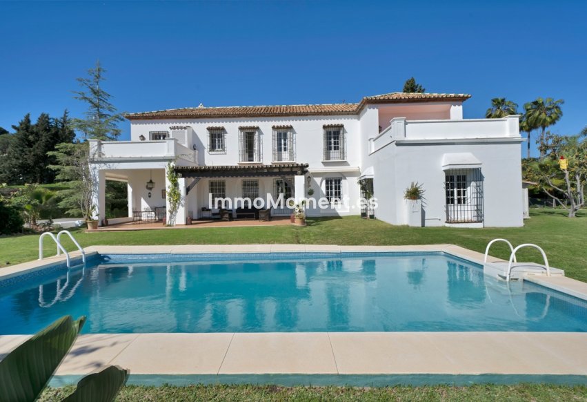 Revente - Villa - Marbella - Nueva Andalucía