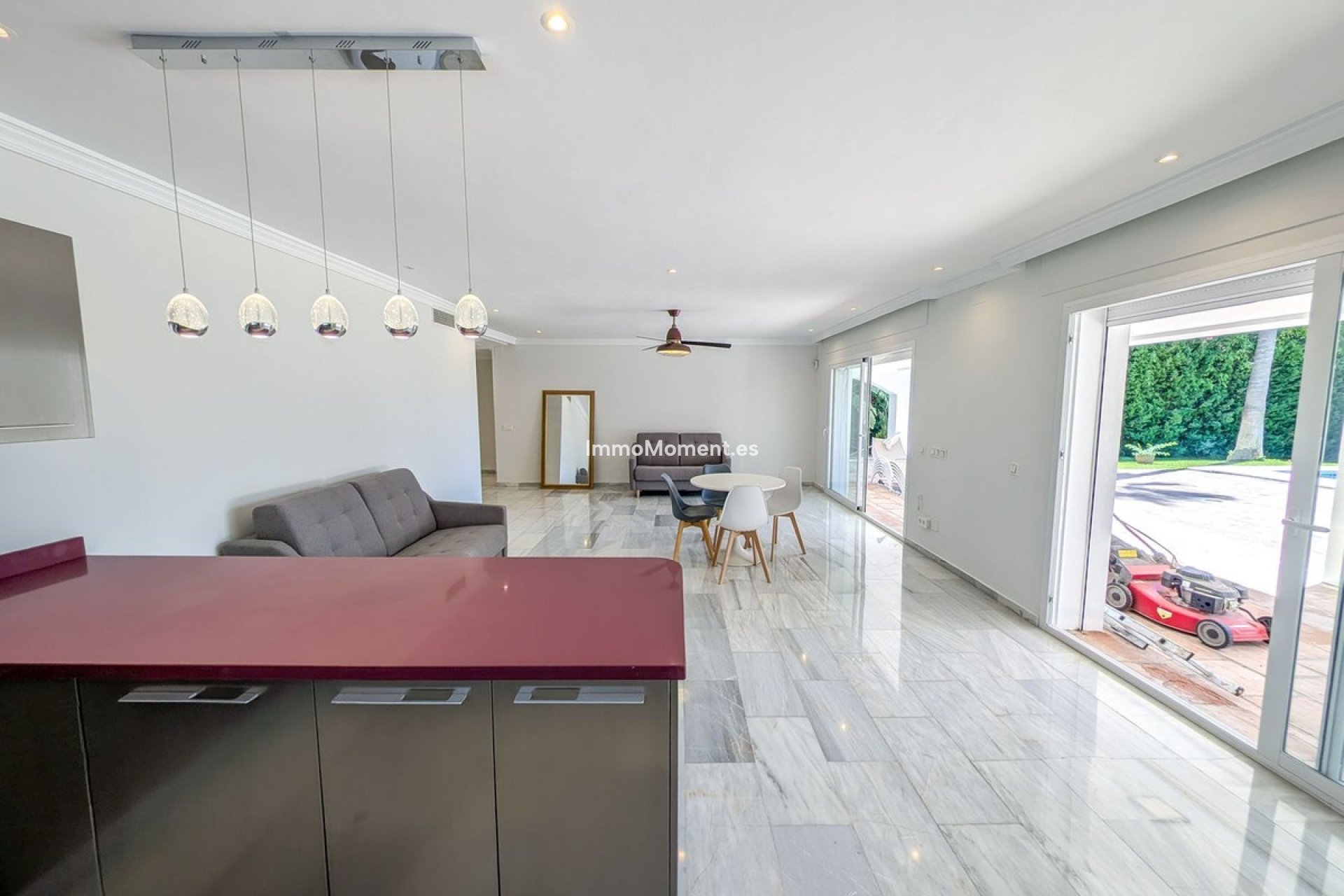 Revente - Villa - Marbella - Nueva Andalucía