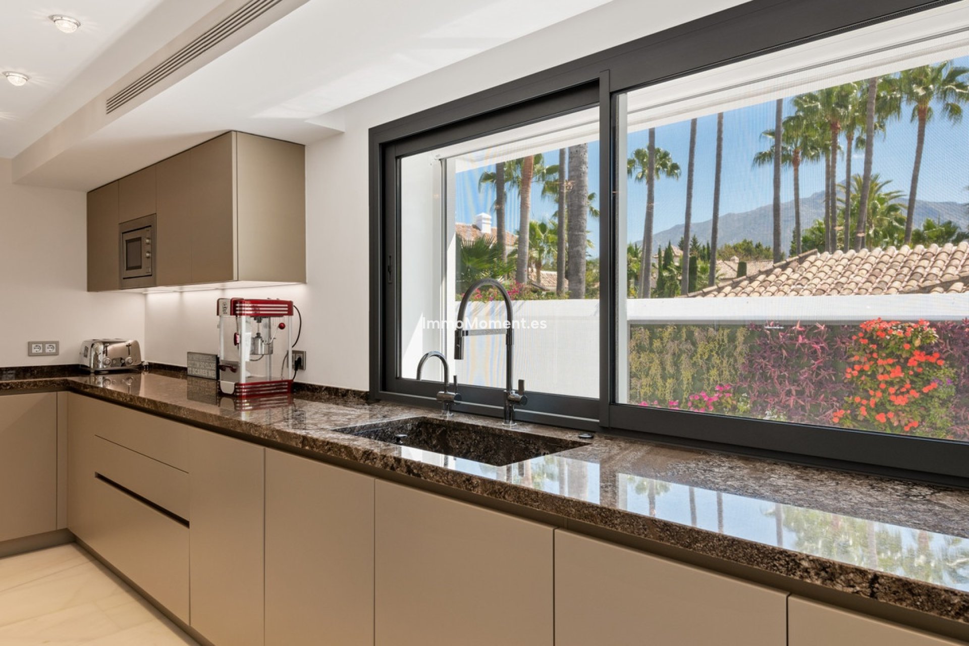 Revente - Villa - Marbella - Nueva Andalucía