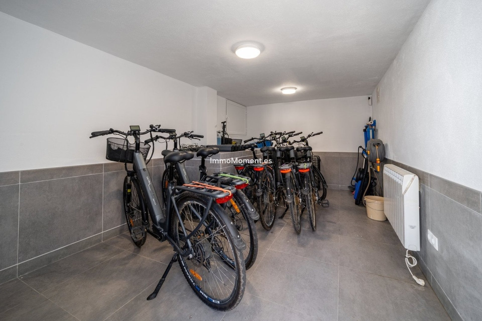 Revente - Villa - Marbella - Nueva Andalucía