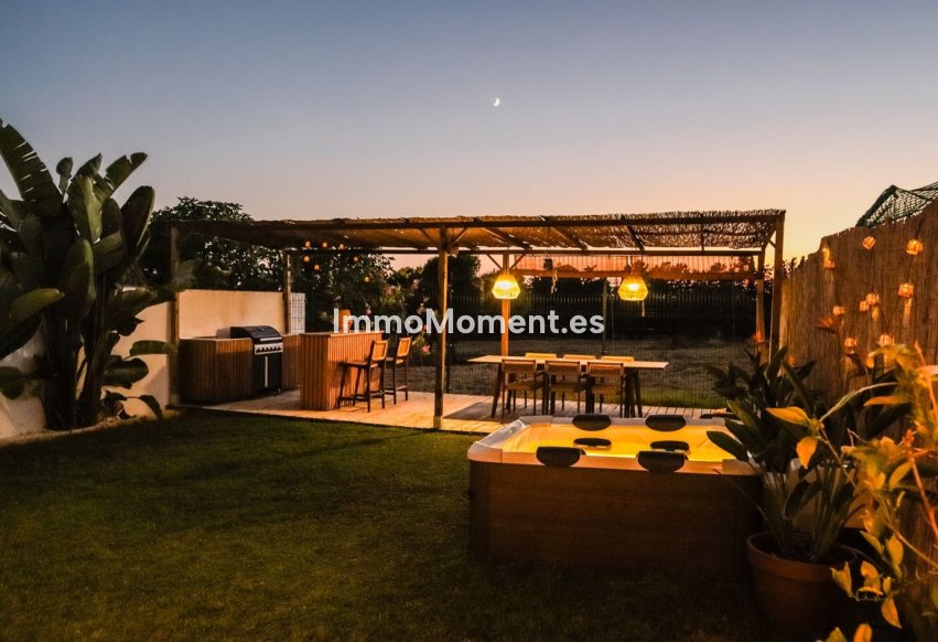 Revente - Villa - Marbella - Nueva Andalucía