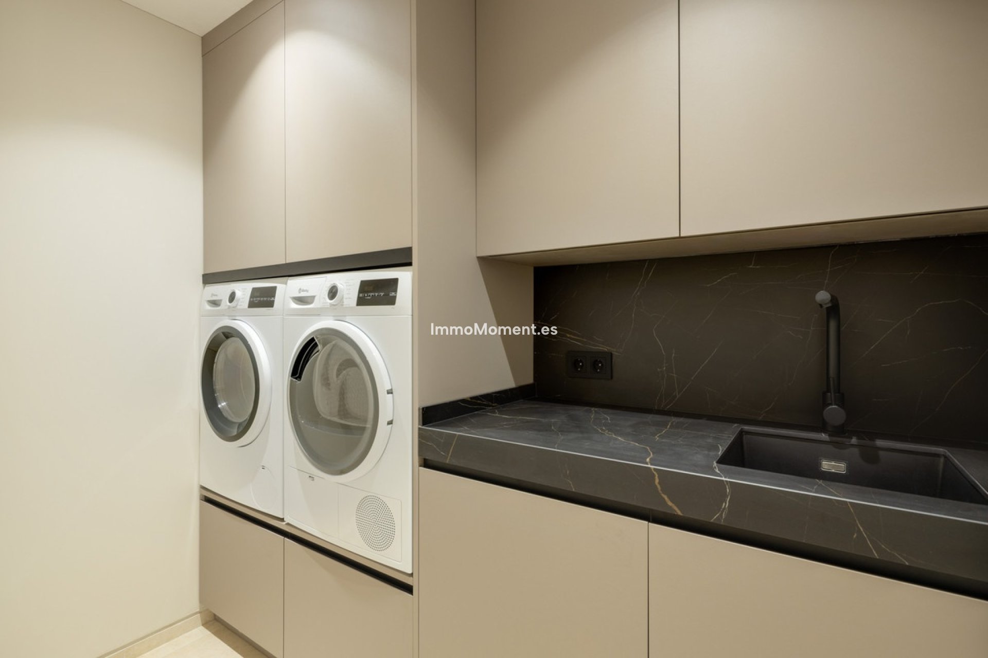 Revente - Villa - Marbella - Nueva Andalucía