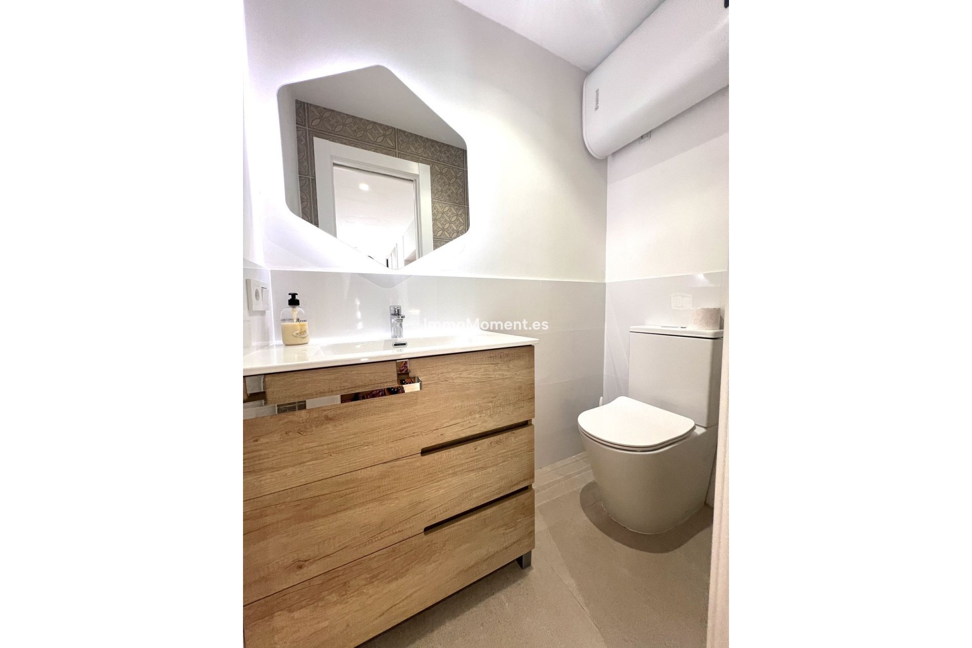 Revente - Villa - Marbella - Nueva Andalucía