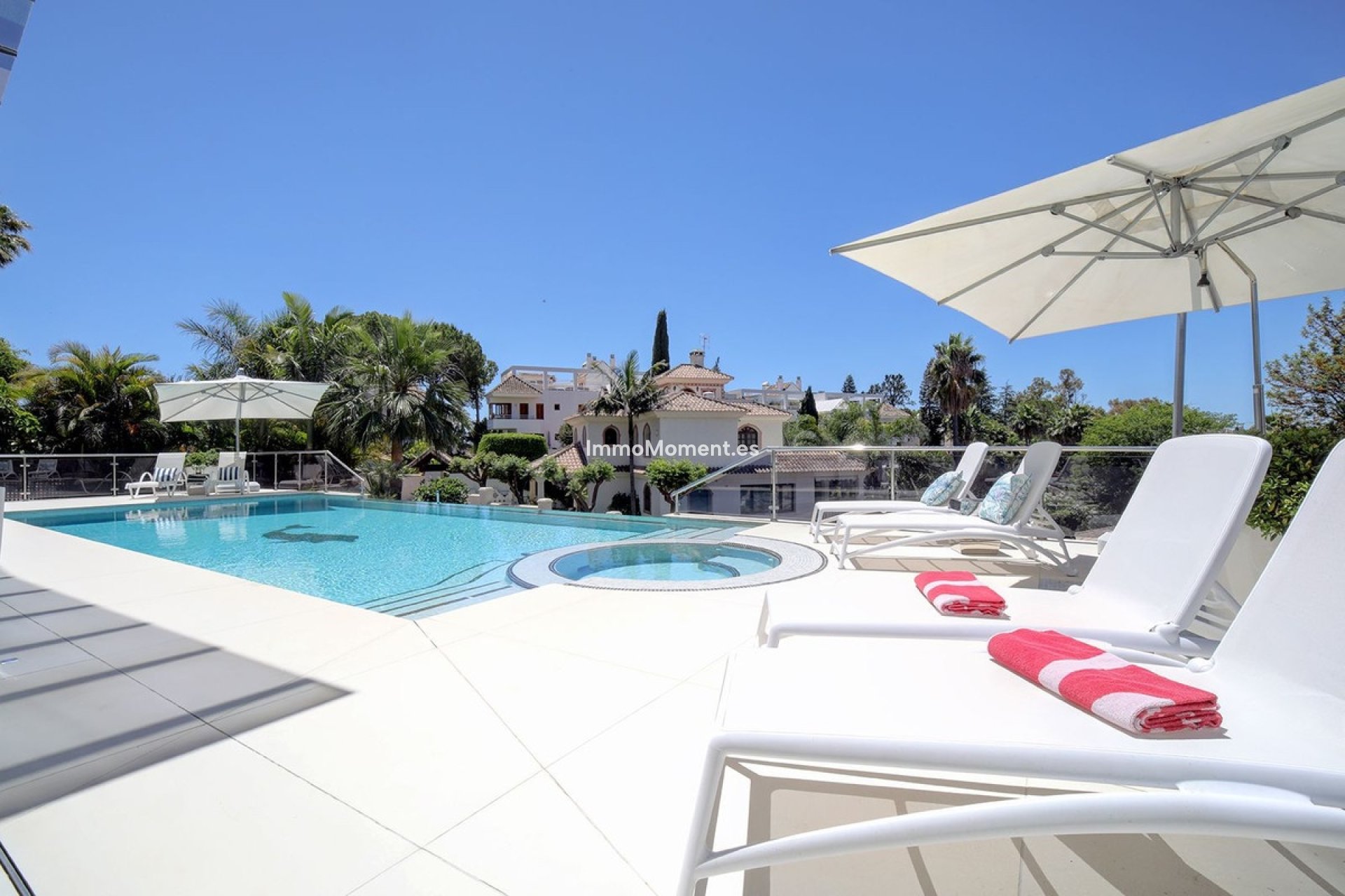 Revente - Villa - Marbella - Nueva Andalucía