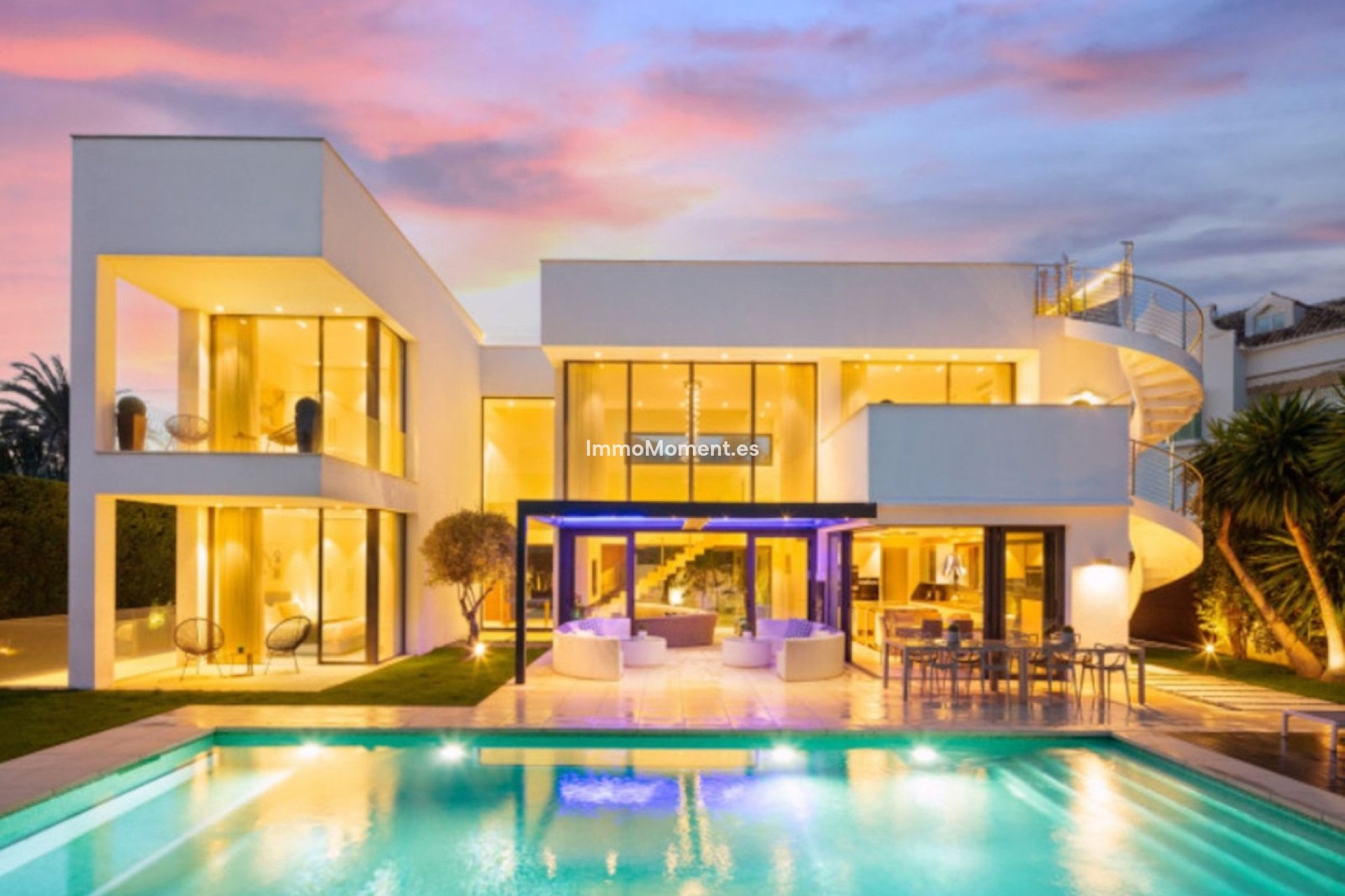 Revente - Villa - Marbella - Puerto Banús