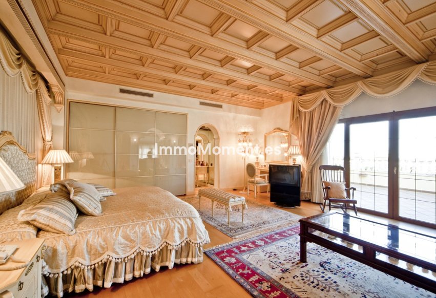 Revente - Villa - Marbella - Puerto Banús