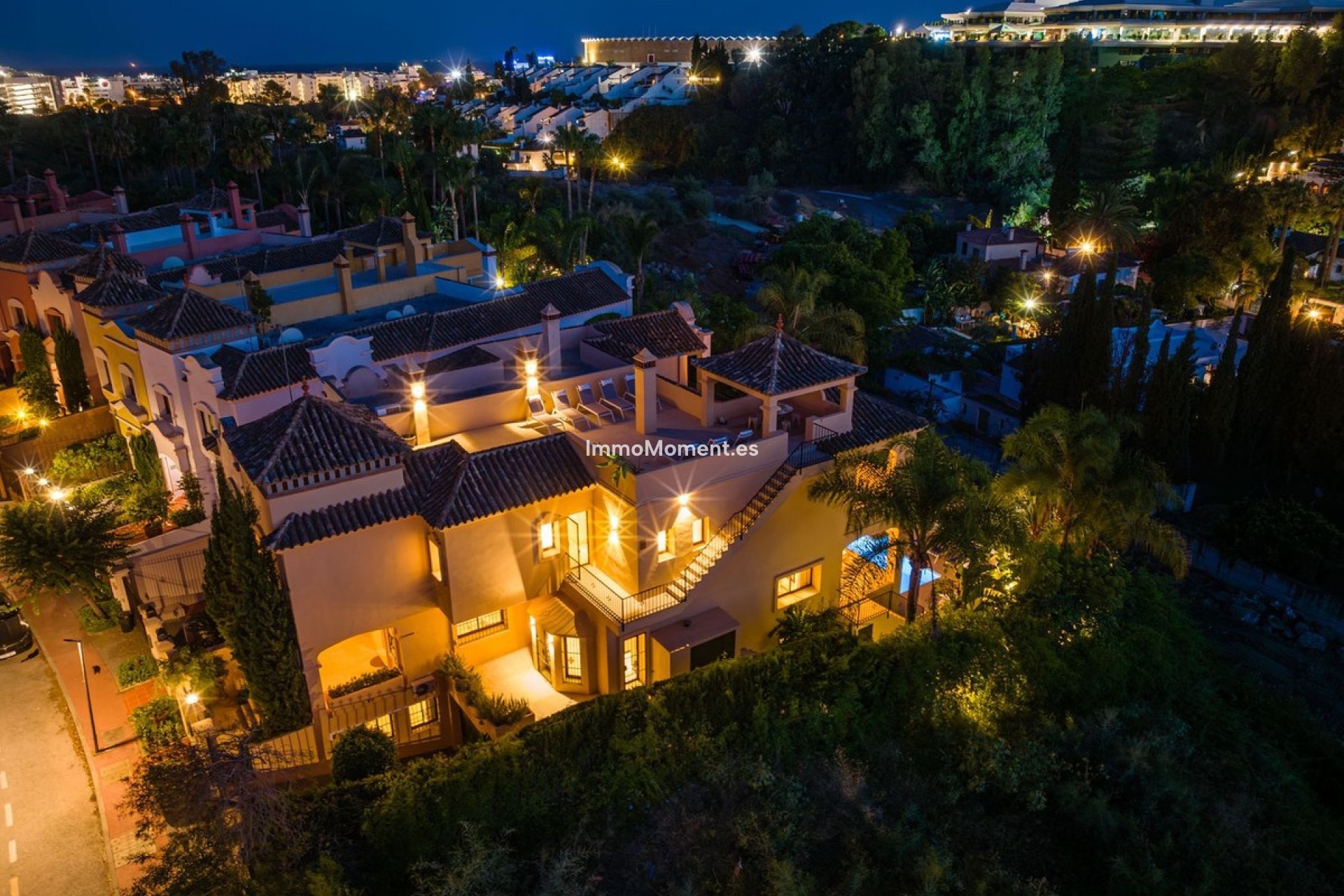 Revente - Villa - Marbella - Puerto Banús