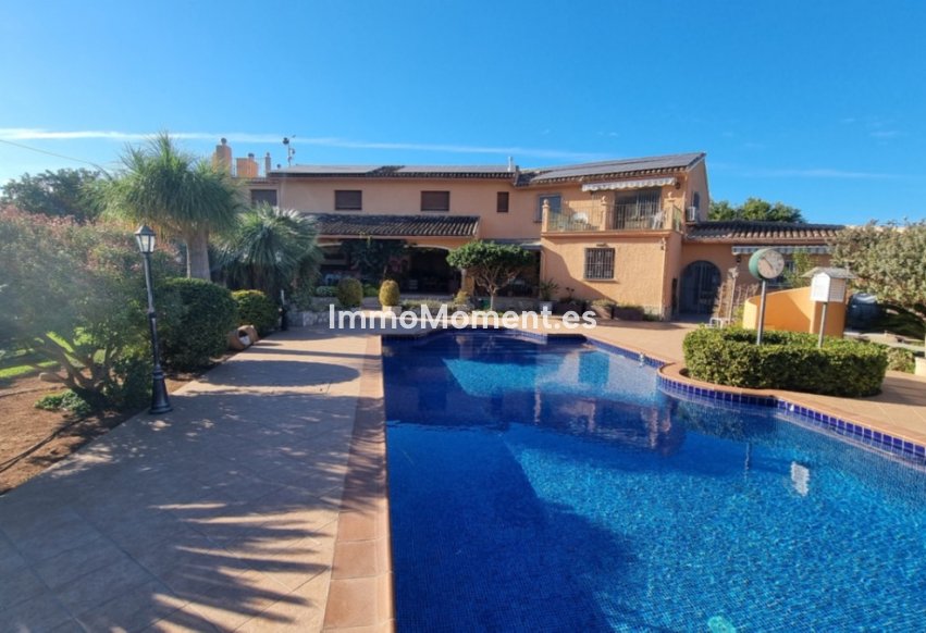 Revente - Villa - Pedreguer - Pedreguer Centro