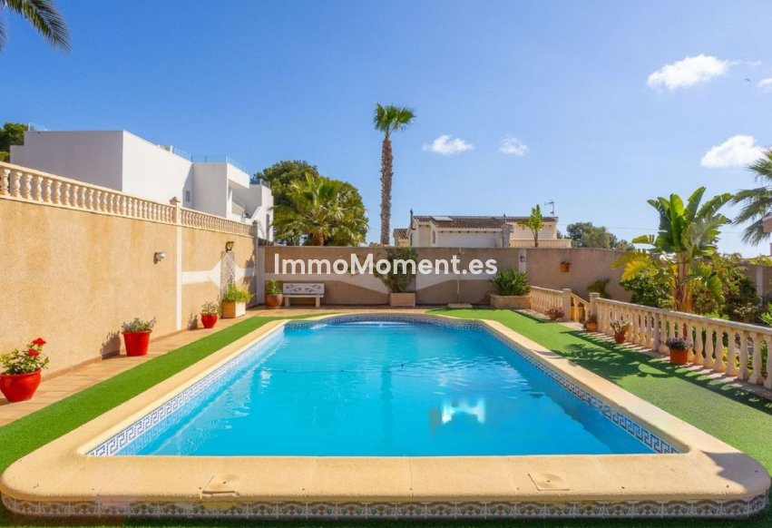 Revente - Villa - Torrevieja - Torrevieja Centro