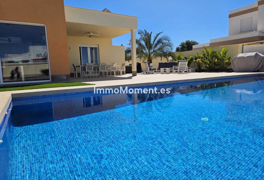Revente - Villa - Torrevieja - Torrevieja Centro
