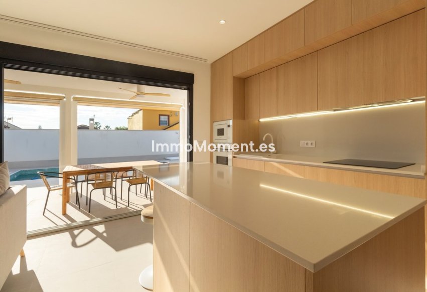 Revente - Villa - Torrevieja - Torrevieja Centro