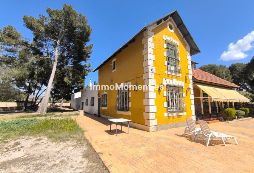 Revente - Villa - Yecla - Yecla Centro