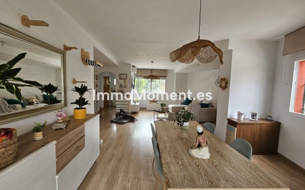 Rijtjeshuis - Bestaande woning - Binnenland  - Alhaurín de la Torre