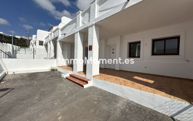 Rijtjeshuis - Bestaande woning - Casares - Doña Julia