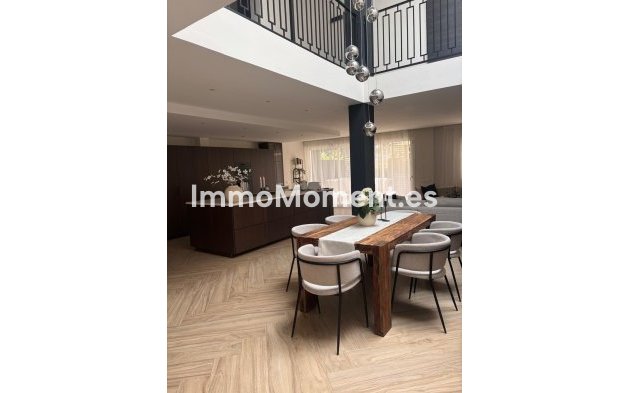 Rijtjeshuis - Bestaande woning - Estepona  - Atalaya