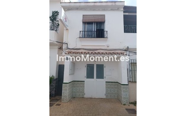 Rijtjeshuis - Bestaande woning - Estepona  - Cancelada