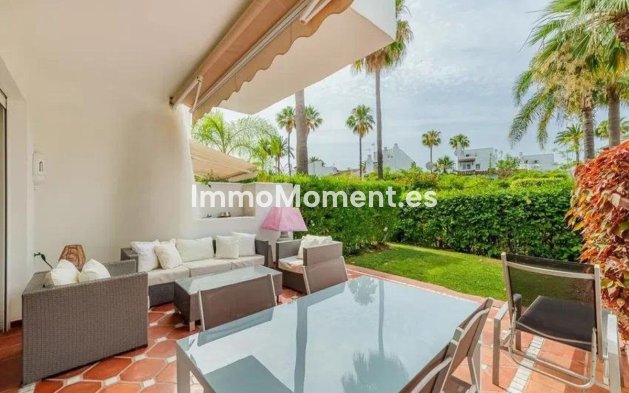 Rijtjeshuis - Bestaande woning - Estepona  - Costalita