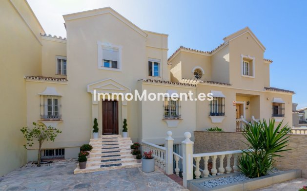 Rijtjeshuis - Bestaande woning - Estepona  - Estepona Centro