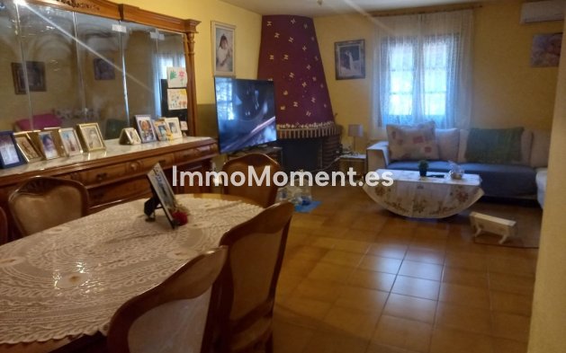 Rijtjeshuis - Bestaande woning - Estepona  - Estepona Centro