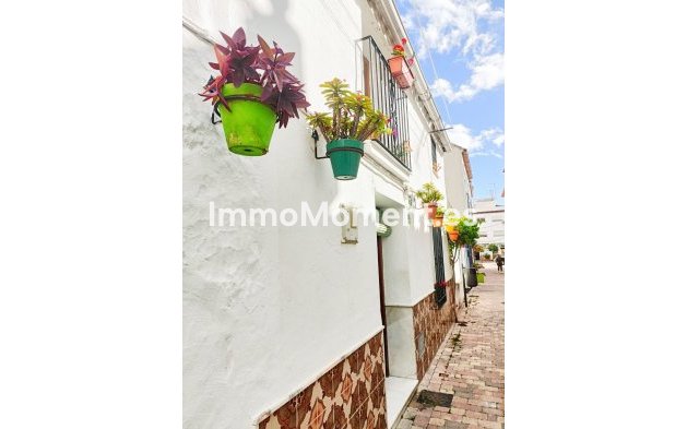 Rijtjeshuis - Bestaande woning - Estepona  - Estepona Centro
