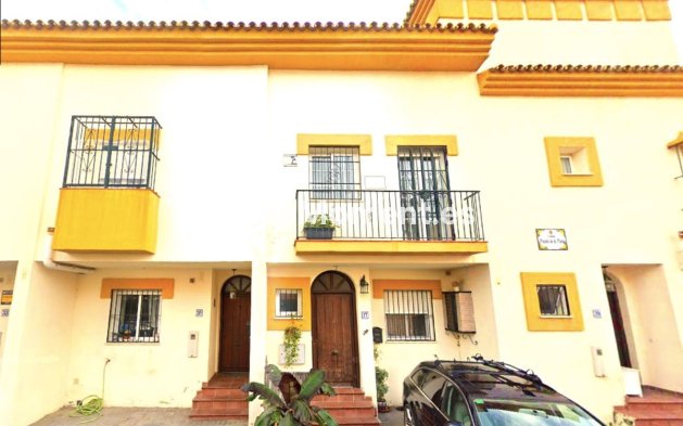 Rijtjeshuis - Bestaande woning - Estepona  - Estepona Centro