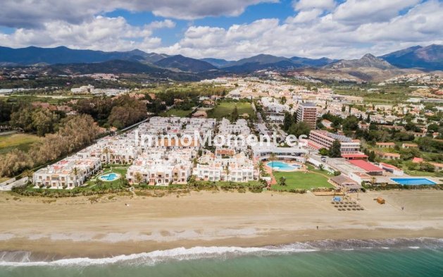 Rijtjeshuis - Bestaande woning - Estepona  - Estepona Centro