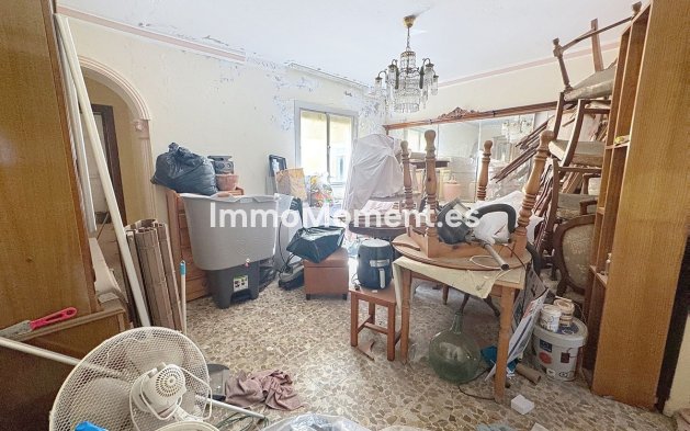 Rijtjeshuis - Bestaande woning - Estepona  - Estepona Centro