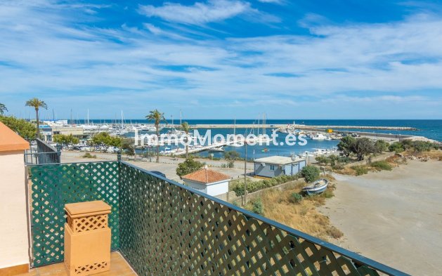Rijtjeshuis - Bestaande woning - Estepona  - Estepona Centro
