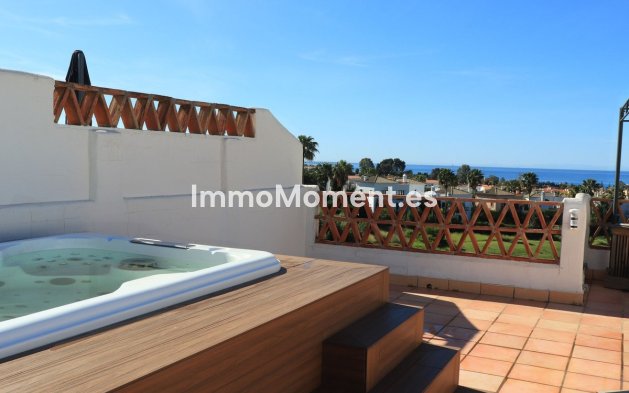 Rijtjeshuis - Bestaande woning - Estepona  - Estepona Centro