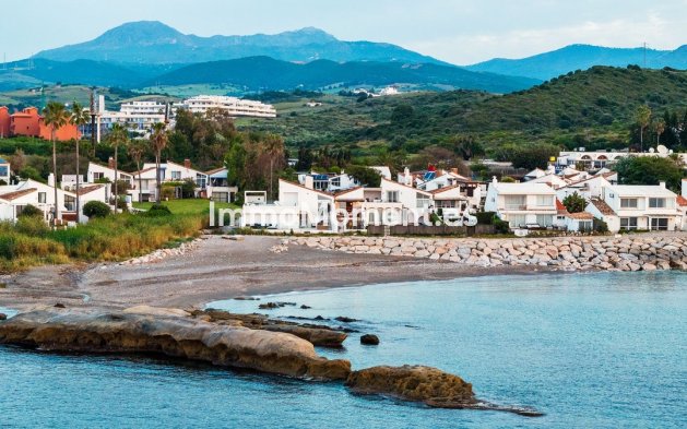 Rijtjeshuis - Bestaande woning - Estepona  - Estepona Centro