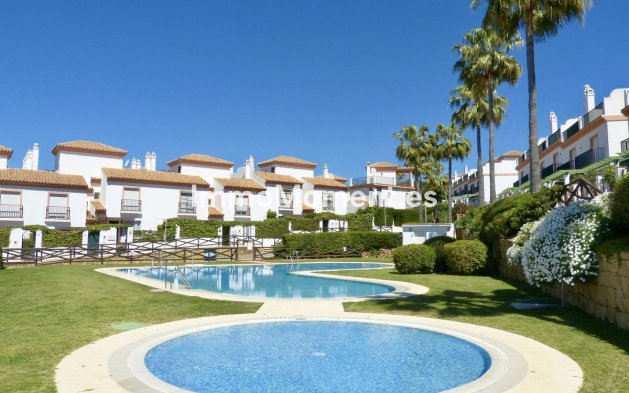 Rijtjeshuis - Bestaande woning - Marbella - Cabopino