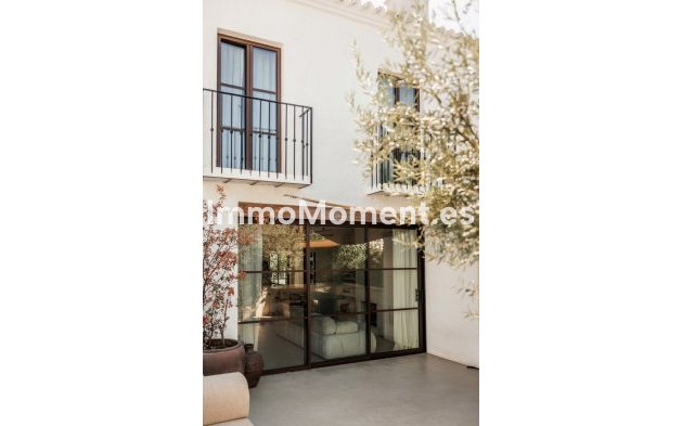 Rijtjeshuis - Bestaande woning - Marbella - Nueva Andalucía