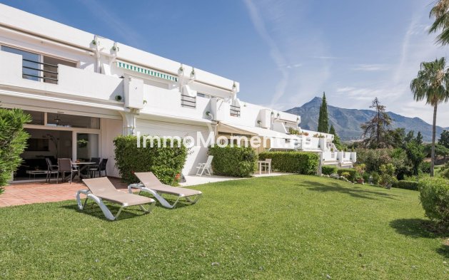 Rijtjeshuis - Bestaande woning - Marbella - Nueva Andalucía