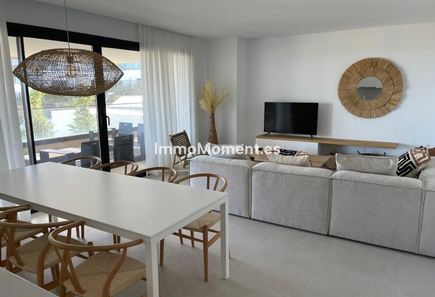 Short Term Rentals - Apartment - Estepona
