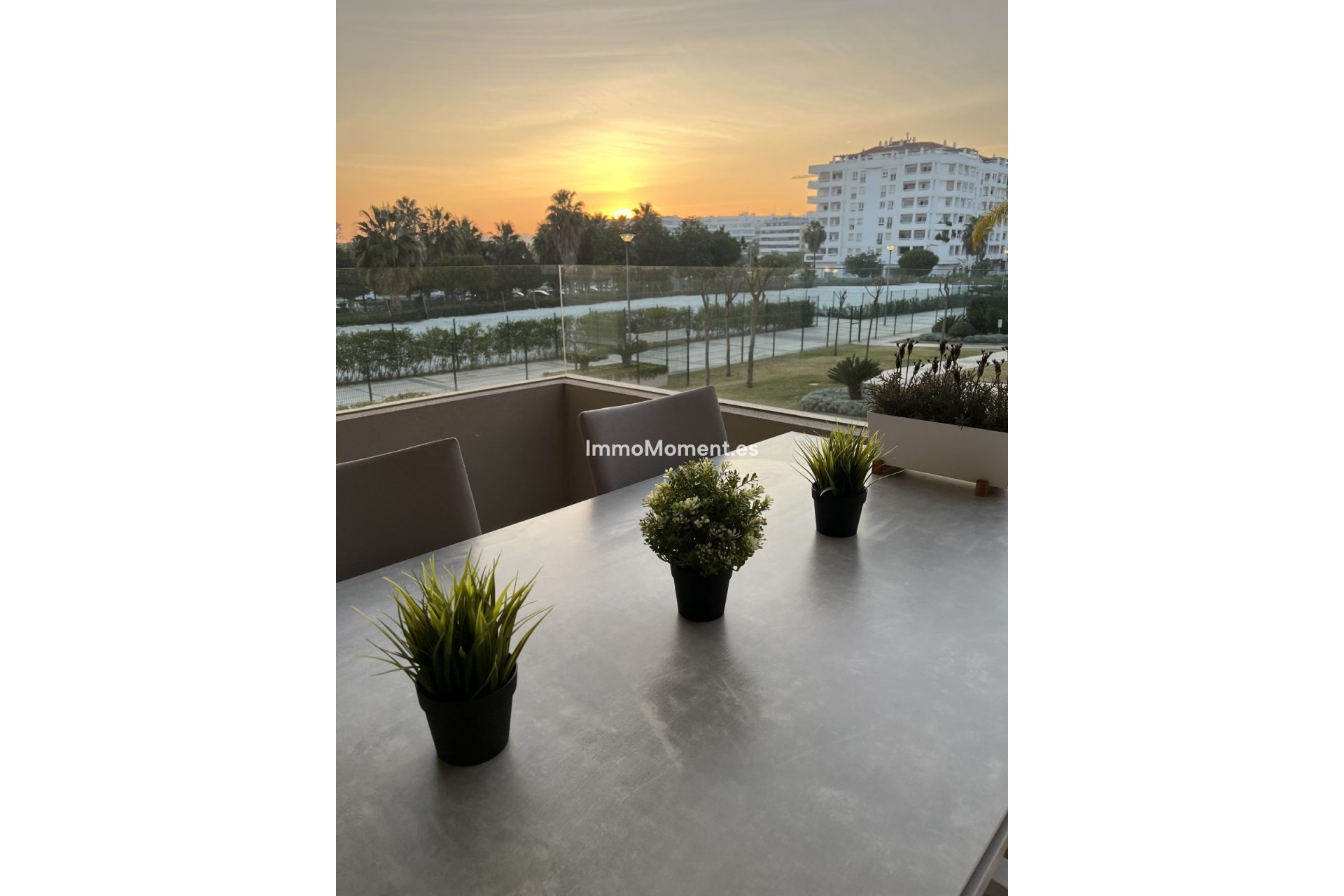 Short Term Rentals - Apartment - Marbella - Nueva Andalucía