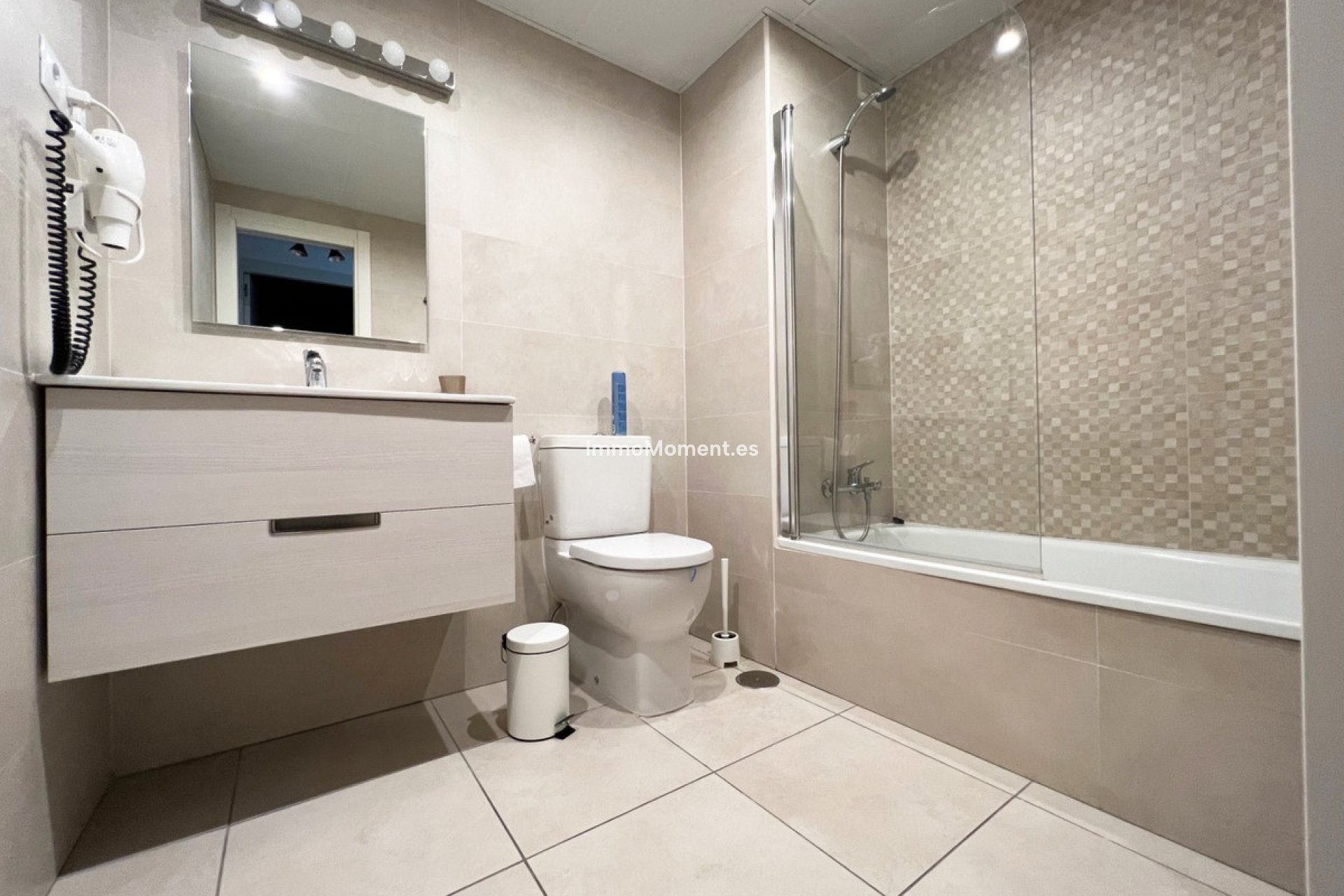 Short Term Rentals - Apartment - Marbella - Nueva Andalucía