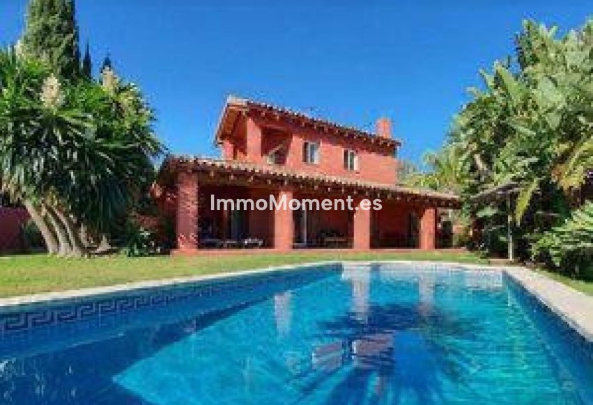 Short Term Rentals - Detached villa - Estepona - Atalaya