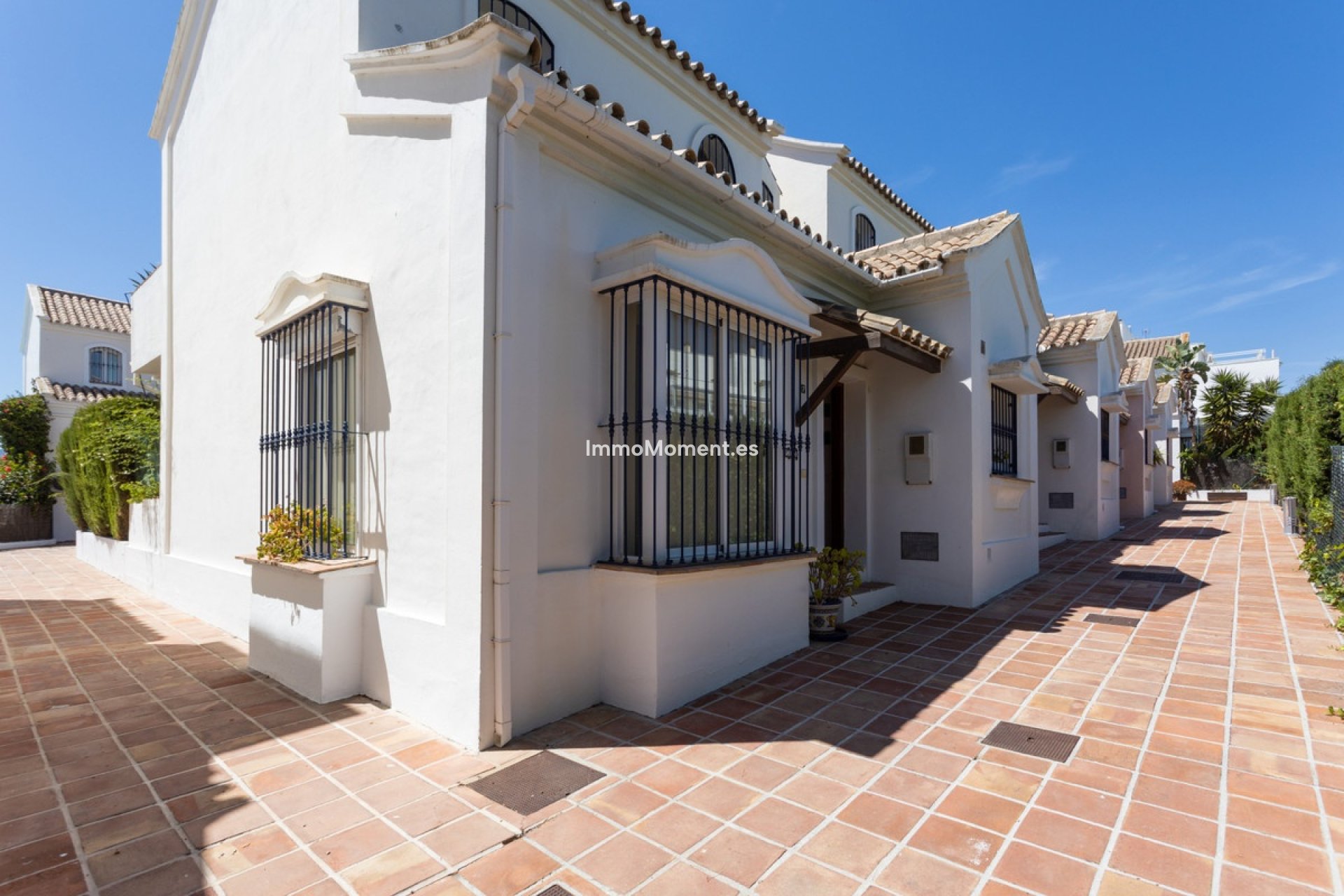 Short Term Rentals - Semi-detached house - Marbella - Nueva Andalucía