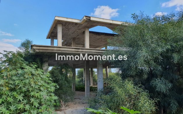 Terreno - Reventa - Estepona  - Estepona Centro