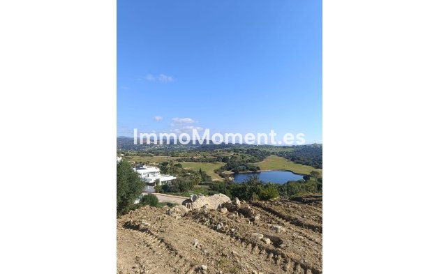 Terreno - Reventa - Estepona  - Valle Romano